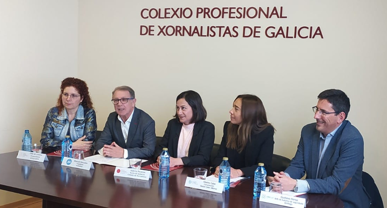 xornalistas's tweet image. Esta tarde, @punto_gal e a @GlobalCyberAlln presentaron na sede do CPXG, xunto con @xornalistas, @amtega e @aetgcoetg, unha versión en galego da caixa de ferramentas para #ciberseguridade dos xornalistas, pero está ao dispor de calquera persoa interesada. bit.ly/41qye2M