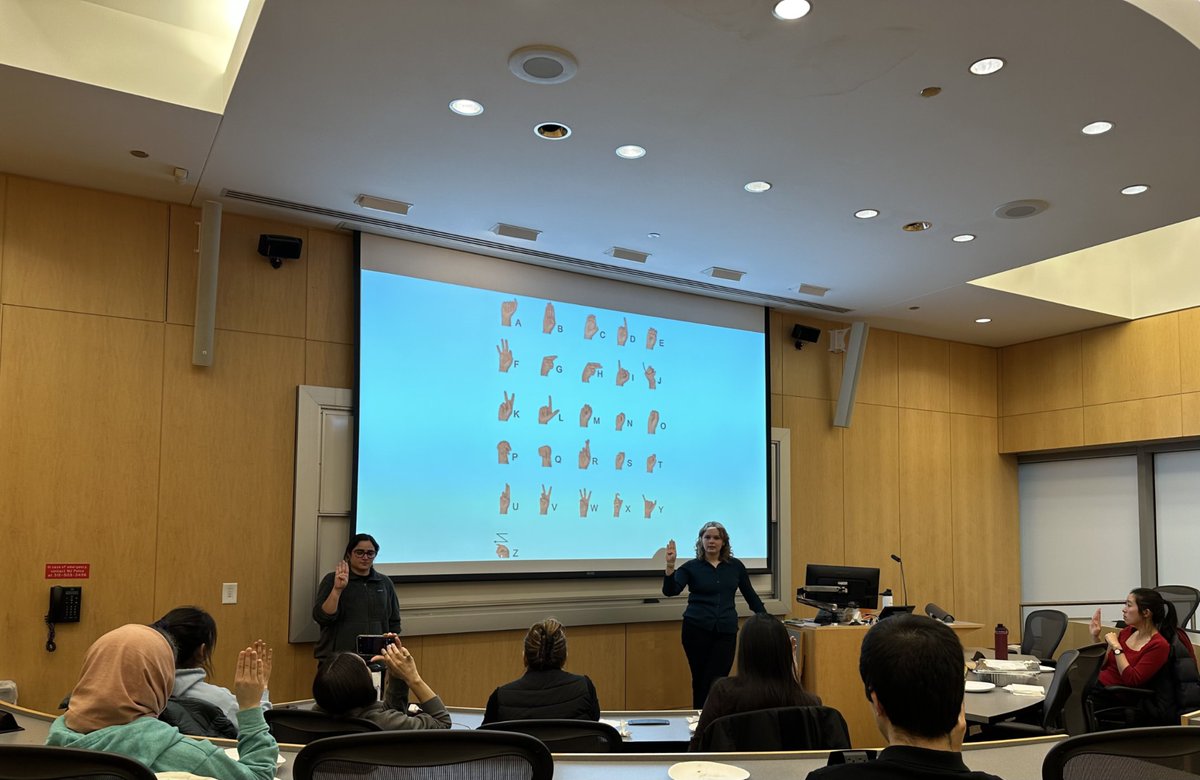 Important work happening <a href="/NUFeinbergMed/">Northwestern Feinberg School of Medicine</a>: Student leaders from the Disability Advocacy Coalition in Medicine (<a href="/dac_med/">Disability Advocacy Coalition in Medicine</a>) recently hosted an interactive session to help educate their classmates on #ASL basics.