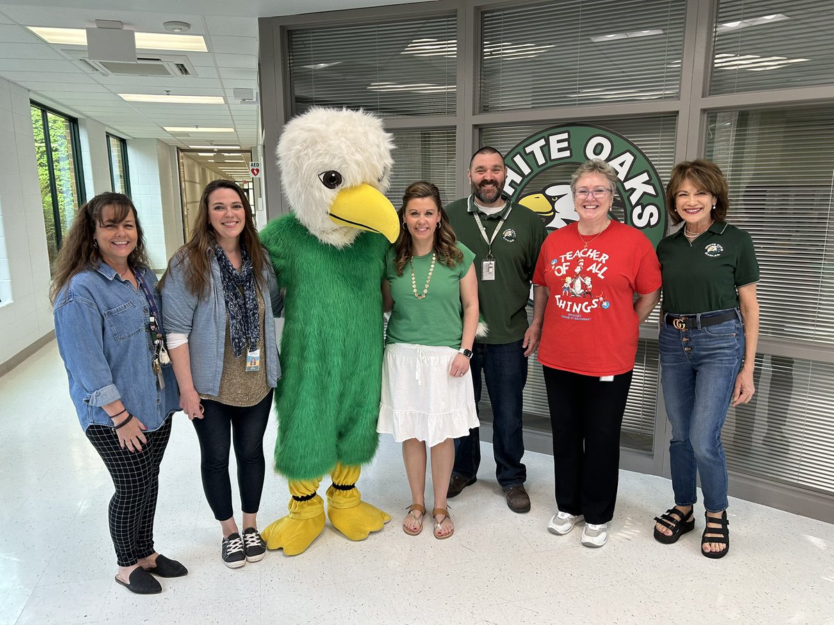 Today we welcomed our newest eagles to the nest for Kindergarten Orientation. We looked forward to seeing you in August for the 2023-2024 school year! 🦅 @TanyaSiwik <a href="/DanaChenFCPS/">Dana Chen</a>