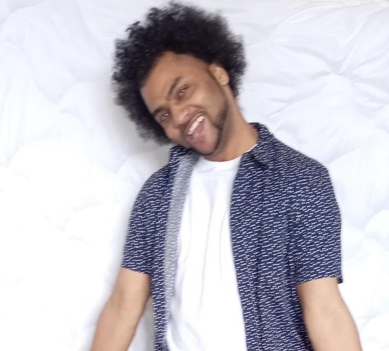 Man’s NOT Barry Roux tweet media