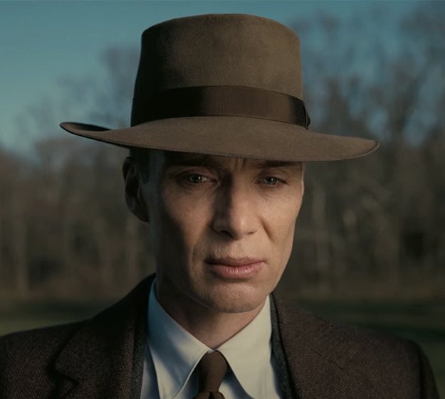 Discussingfilm on twitter the barbie and oppenheimer war is still