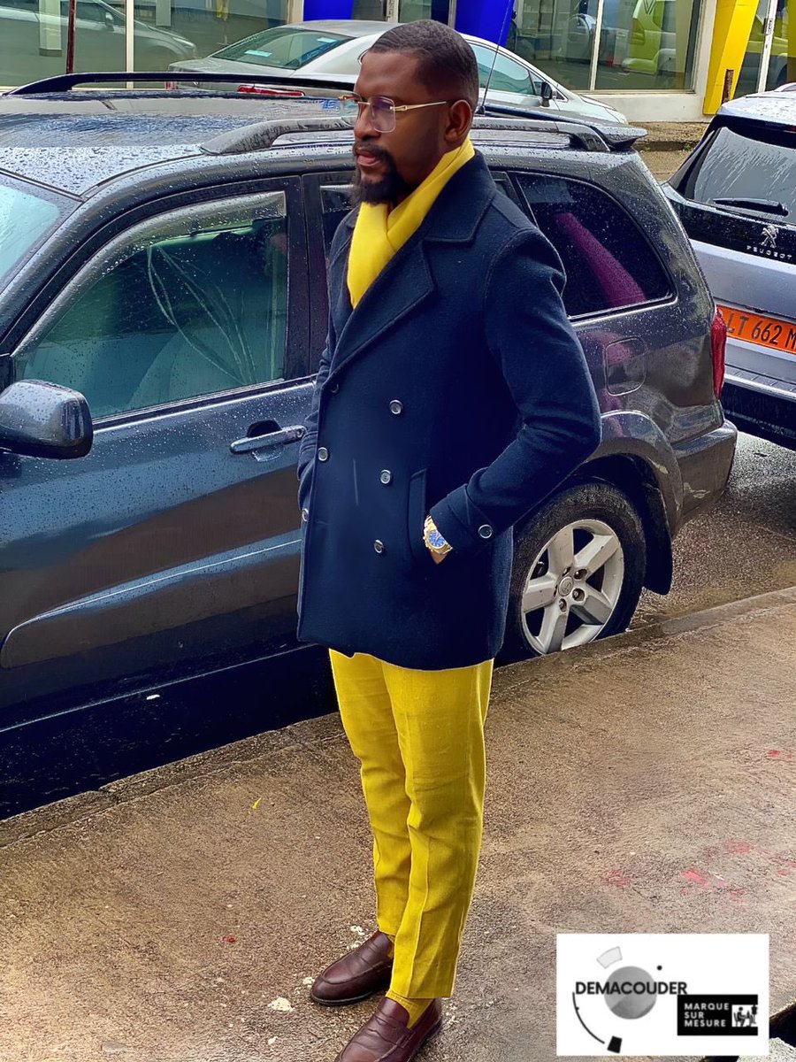 StephanMissipo's tweet photo. 🐝Bon weekend https://t.co/8O7ZRo4FSg