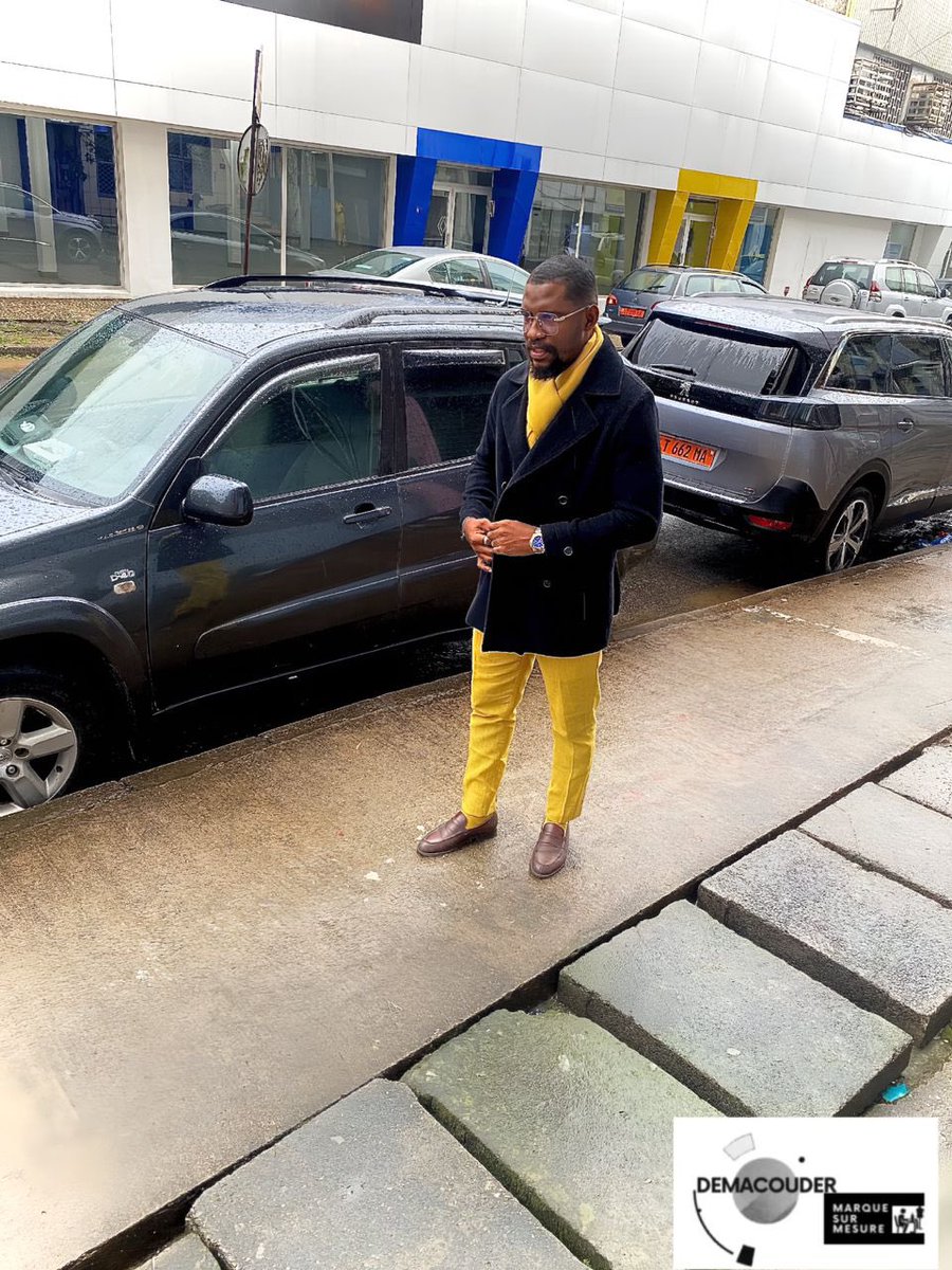 StephanMissipo's tweet photo. 🐝Bon weekend https://t.co/8O7ZRo4FSg
