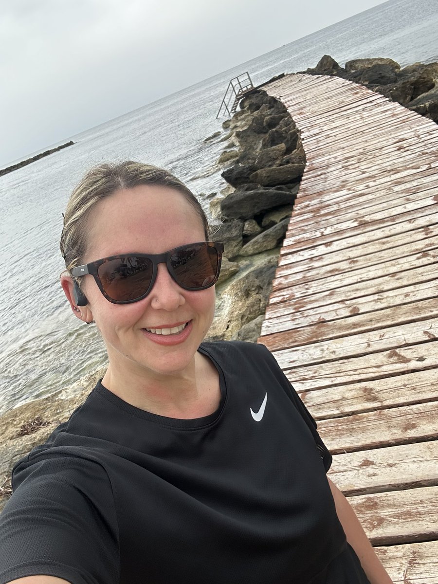 alrightpoppets's tweet image. Holiday running…perfect post Covid boost! 11 miles done this week and probably a few mojitos sweated out 🤣 I’ll never be fast but I’m ok with that ❤️ Onwards &amp;amp; upwards 

#ukrunchat #runr #running