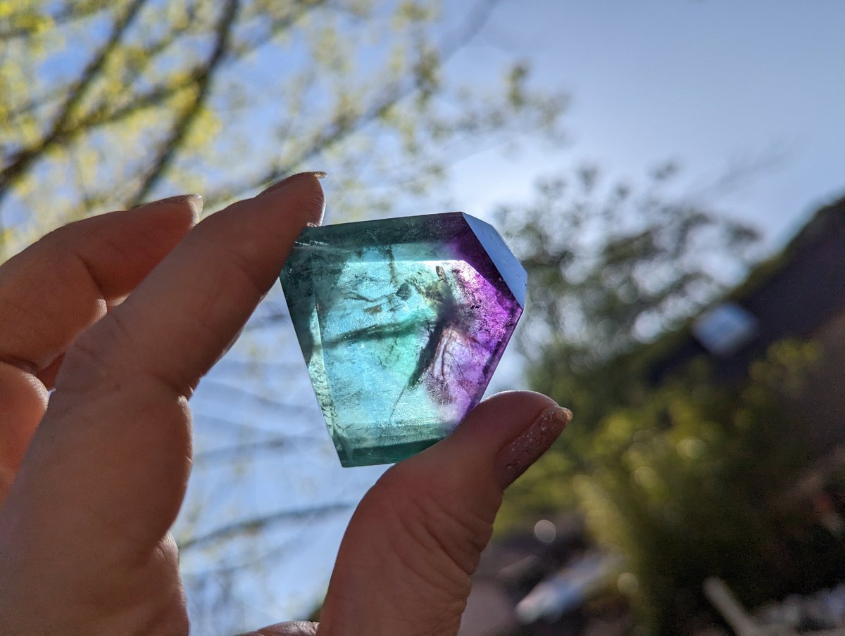 Beautiful green and purple  polished Fluorite piece from China. I have only 3 available listings going up Sunday in our shop! Will go fast!
#freeformcrystals #rainbowfluorite #metaphysicalshop #crystalhealing