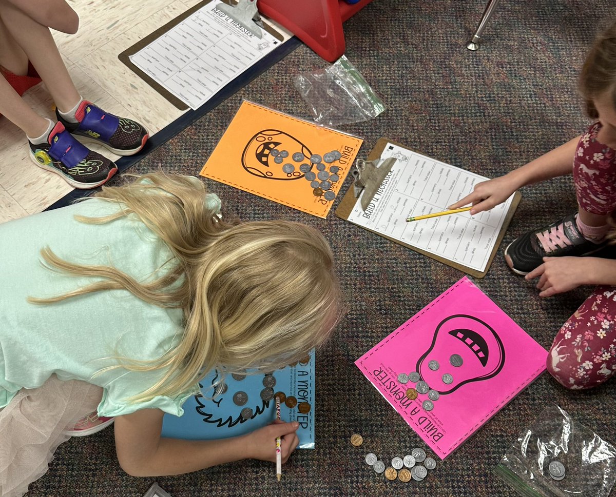 rcartersbombers's tweet photo. Friendship Friday-Money Madness! Fine tuning our skills with coin counting using math games. https://t.co/FLhyDXjNqt