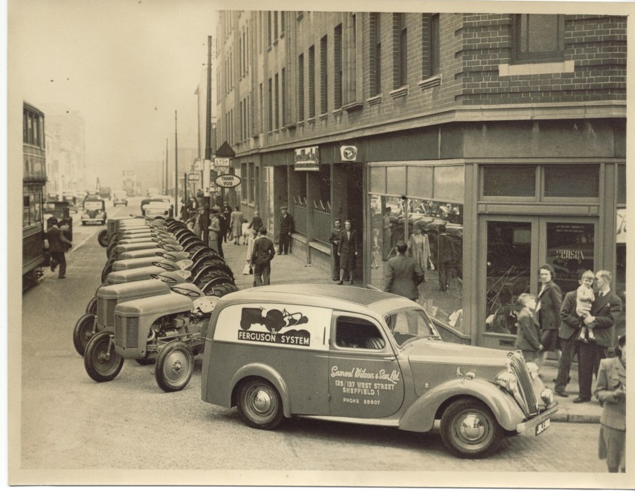 old20parts's tweet photo. Check out these great old photos shared with us of Wilson & Son Ltd showcasing their stock of Ferguson T20 tractors on the streets of Sheffield! Have you ever seen such a display before?
#fergusontractor #fergusont20 #tractors #archive #sheffield https://t.co/JA49Zhobe1