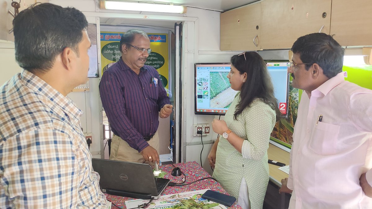 Rajkumarmssrf's tweet photo. Happy to host @BetterCotton initiative Officials, @AksharaAbhimanyu,#PallaviBhatiwith their partners organizations@ #Pudukkottai! visited #trichogramma production unit, bio input production unit facilitated @MSSRF, #mobileplantclinic.Farmers showcased their innovative initiatives https://t.co/uR4UfTFOJ1