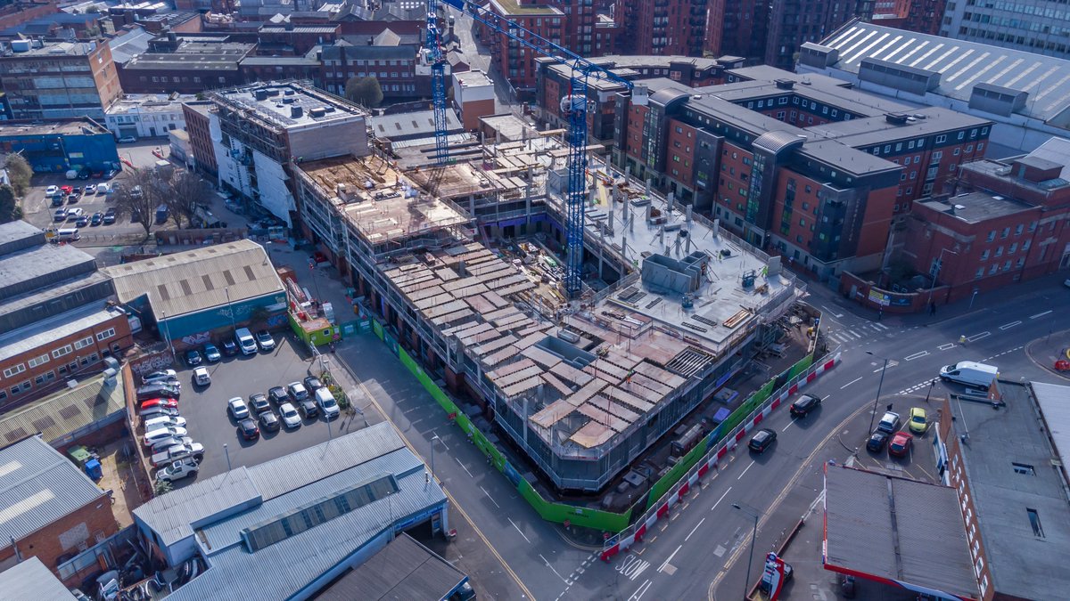 👑 Crown Works, Hanley Street, Gunsmith Quarter.

This once tired, derelict plot, is now being transformed into a thriving residential community.

The site started to rise out of the ground in January - and as our images show, it's coming on strong!

📸 ItsYourBuild.com/post/2951 👌