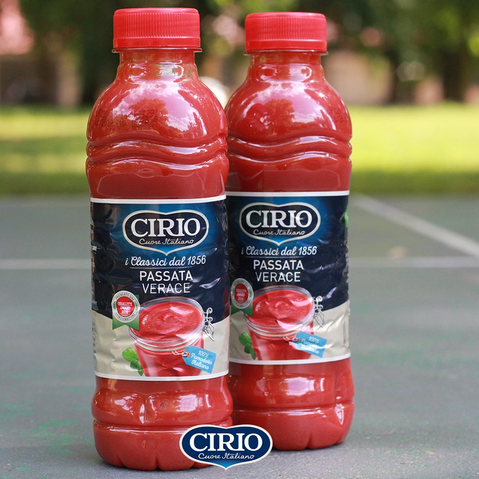 PassioneCirio's tweet photo. Lei è la #Verace, la passata della tradizione, così cremosa e omogenea che si adatta a ogni ricetta. Una consistenza vellutata e un sapore naturalmente dolce https://t.co/7ULoNh0Uvq😋 https://t.co/3eIibsmN0J