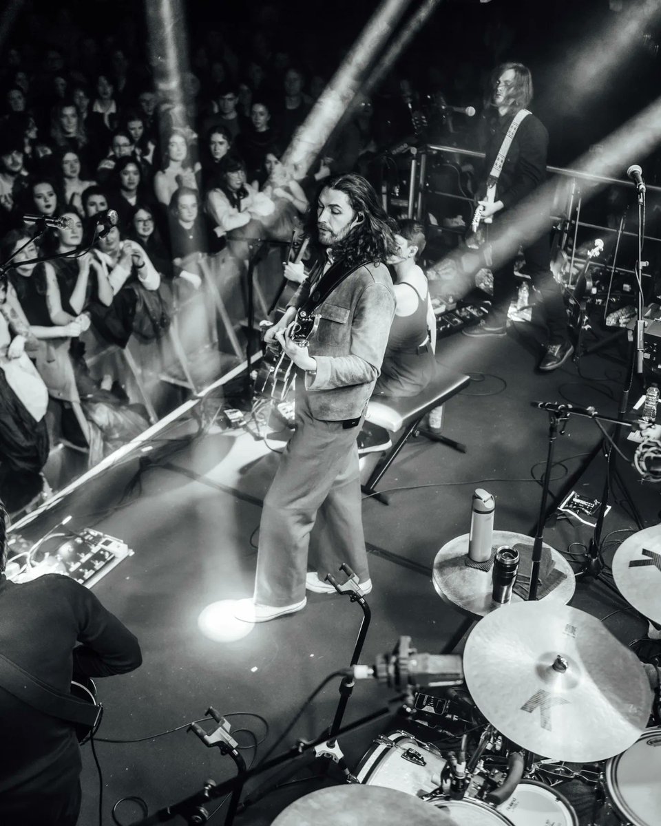 Hozier tweet media