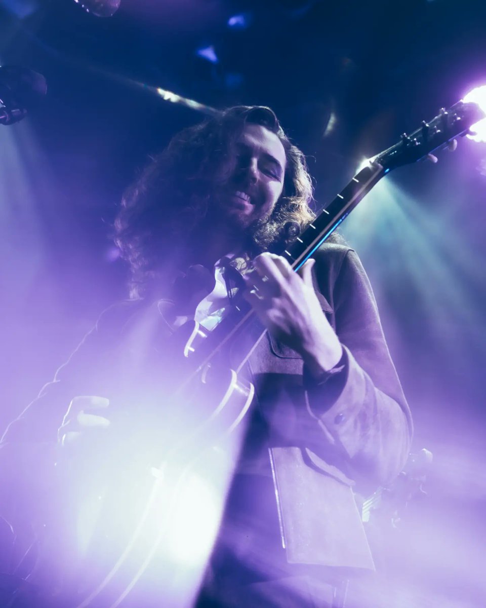 Hozier tweet media