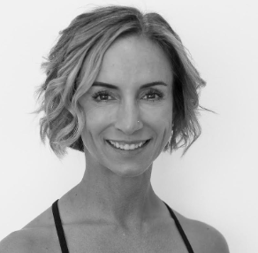 nejcchamber's tweet image. Join us to celebrate 10 years of a sisterhood with Lizzy Rudd, owner of @TheBarMethod, a boutique fitness studio offering barre classes for students of all levels. Lizzy honors her friend, Hoddy who lost her cancer battle in 2015.

#sisterhood #barmethod #10yearannivsary #hoddy