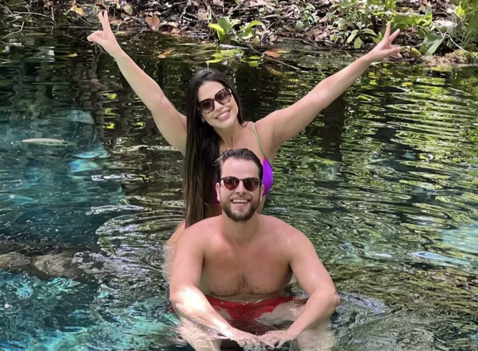 sigavidadebicho's tweet photo. Laís Caldas nada com os peixes no Mato Grosso e encanta internautas https://t.co/dQwdKwc99t
Foto: Instagram/ dra.laiscaldass/ Reprodução
#vidadebicho #celebridades #bbb #laiscaldas https://t.co/0tV1YJS9Fe