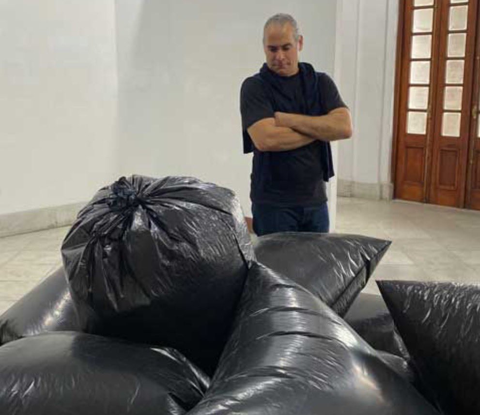 Ernesto Benitez (@artebeny1) on Twitter photo Thanks to Arianna Covas Alemán, to PAC Plataforma de Arte Contemporáneo and Yenny Hernández Valdés for giving birth to these reflections that are published about my most recent personal #exhibition
plataformadeartecontemporaneo.com/pac/el-leviata…
Thanks a lot!!!
#ContemporaryArt #CubanArt #ConceptualArt Thanks to Arianna Covas Alemán, to PAC Plataforma de Arte Contemporáneo and Yenny Hernández Valdés for giving birth to these reflections that are published about my most recent personal #exhibition
plataformadeartecontemporaneo.com/pac/el-leviata…
Thanks a lot!!!
#ContemporaryArt #CubanArt #ConceptualArt