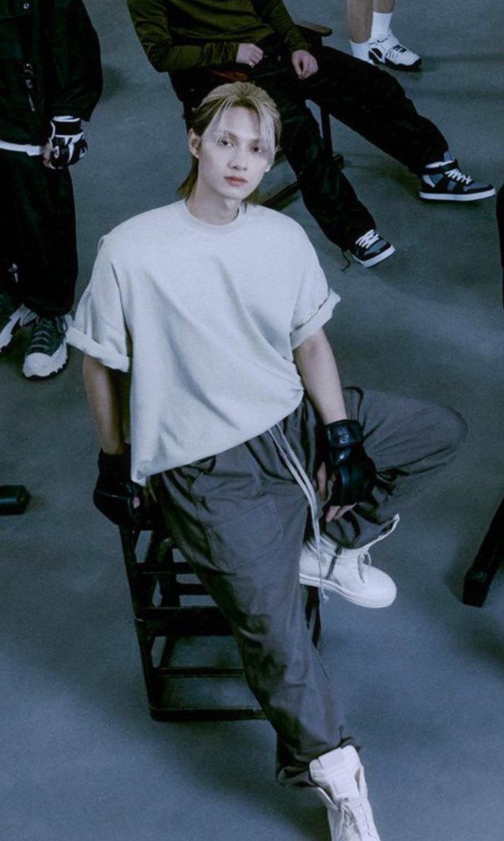 유약 tweet media