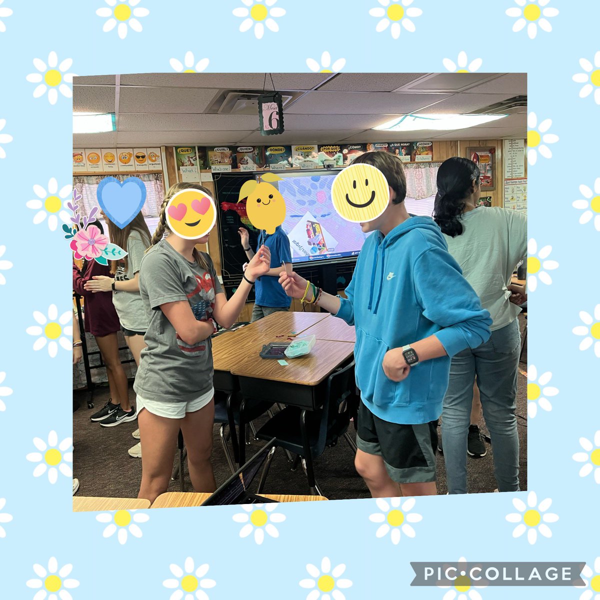 KianesZee's tweet photo. My Spn2 students are holding each other accountable and checking for understanding by using task cards and swapping partners every 1 minute. 100% Engagement!! @rrisdpd @keli_soliz @JWalshMS https://t.co/1yVd5DuRcP