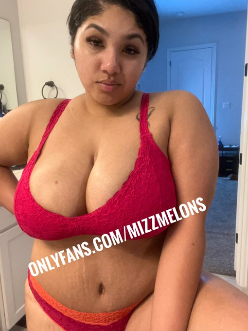 Tryna decide do I look sleepy or high 😌🤣 https://t.co/ApbrVntSlQ