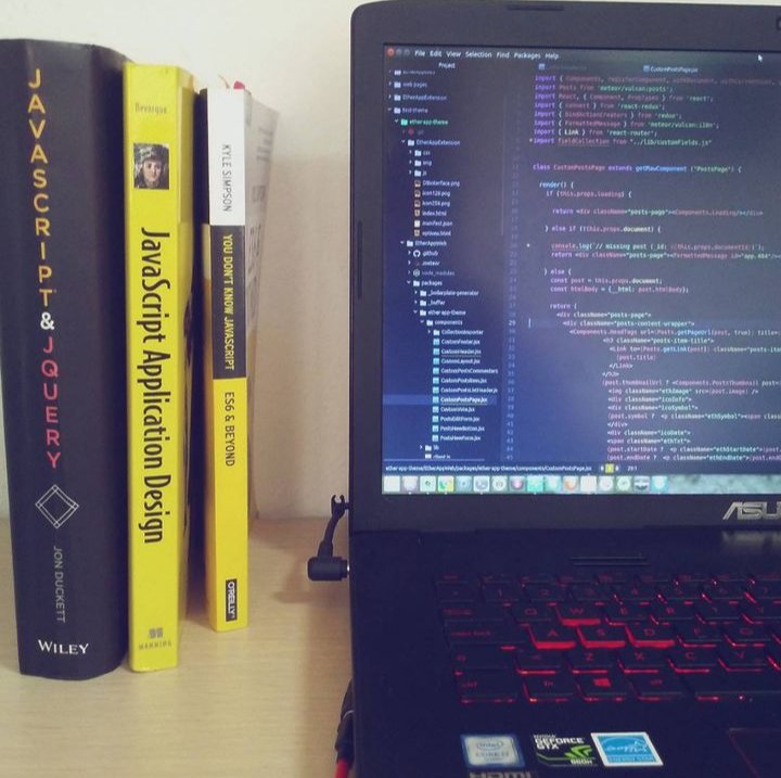 anni_roch's tweet image. Happy Friday, everyone! 💻🚀 I'm ready to upgrade my JavaScript skills this weekend and I need your help!🤔 Which books would you recommend for me to take my skills to the next level? Drop your suggestions in the comments below and let's level up together! #JavaScriptSkills