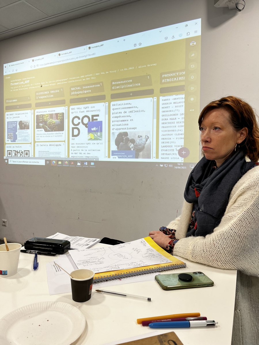 GauchotLaurent's tweet photo. 🔴Journée de formation au @Macval.
Penser « la parole de l’élève en sortie scolaire »… le rendre acteur, laisser trace! Avant, pendant, après!?
Un cheminement, une pérégrination …vers un questionnement de tous les professeurs pour les élèves…
@pierrejean_jer @natpeyramaure https://t.co/SECL2N2eRd