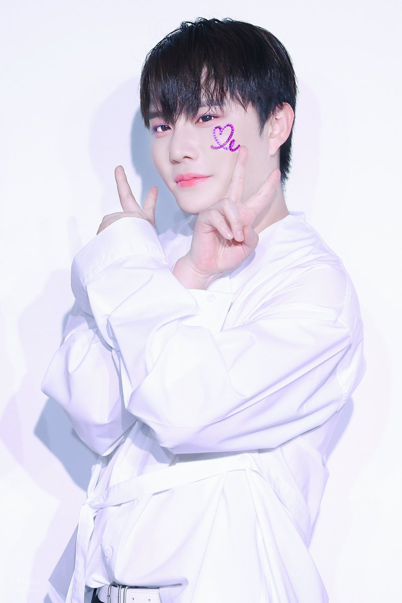 bigflo_pp's tweet photo. 230311
230316
#EDEN  #이든 
#위앤유　#WeNU
@JUNGEDENx92 https://t.co/UNzjah6lyr