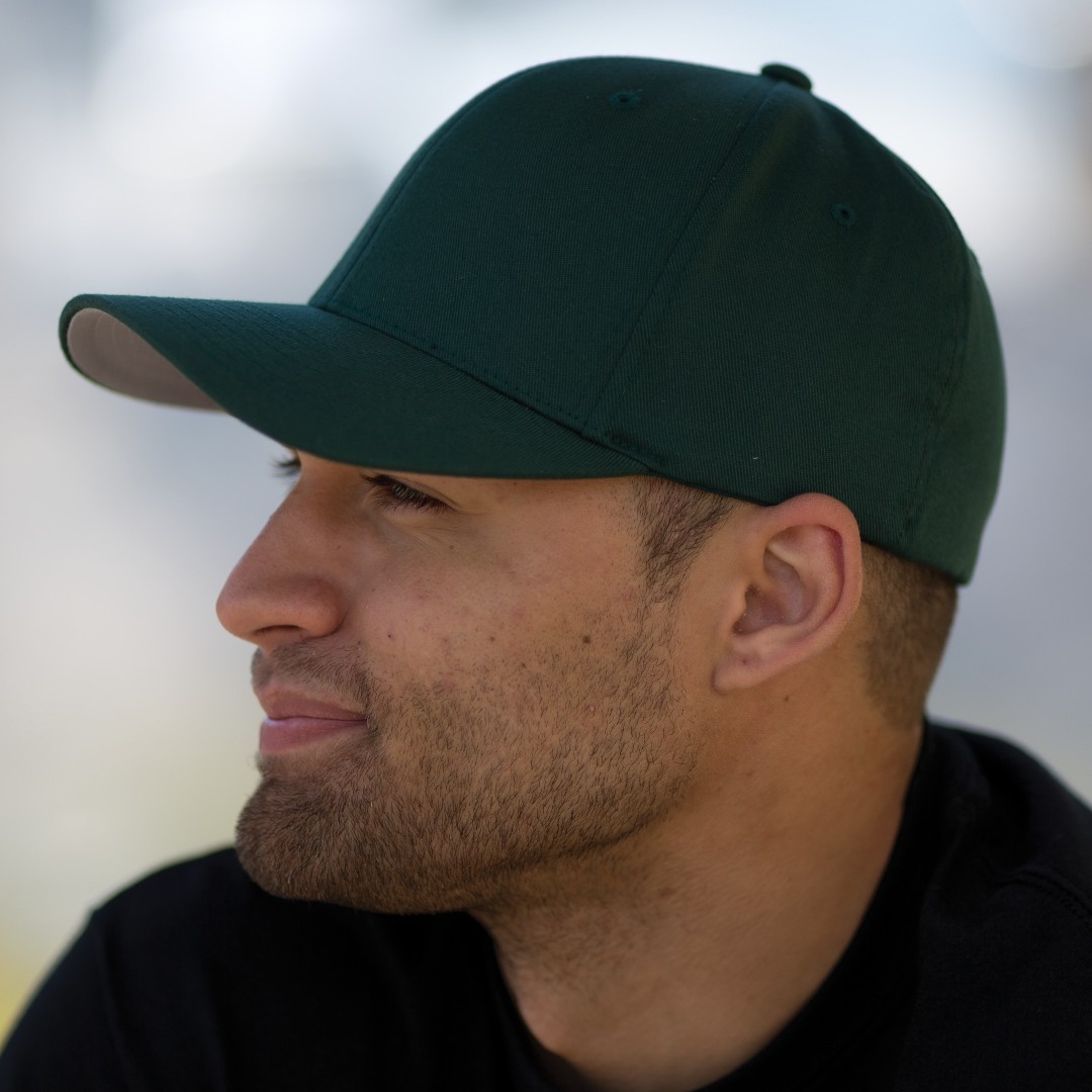 BlankShirtsca's tweet image. Top off your style with the perfect accessory. The FlexFit ATC6277 Original Cap comes in 18 different colours and offers both comfort and versatility, making it a must-have item for this spring. 

Shop all shades now at ow.ly/Oywz50NJnnj

#flexfit #cap #hat