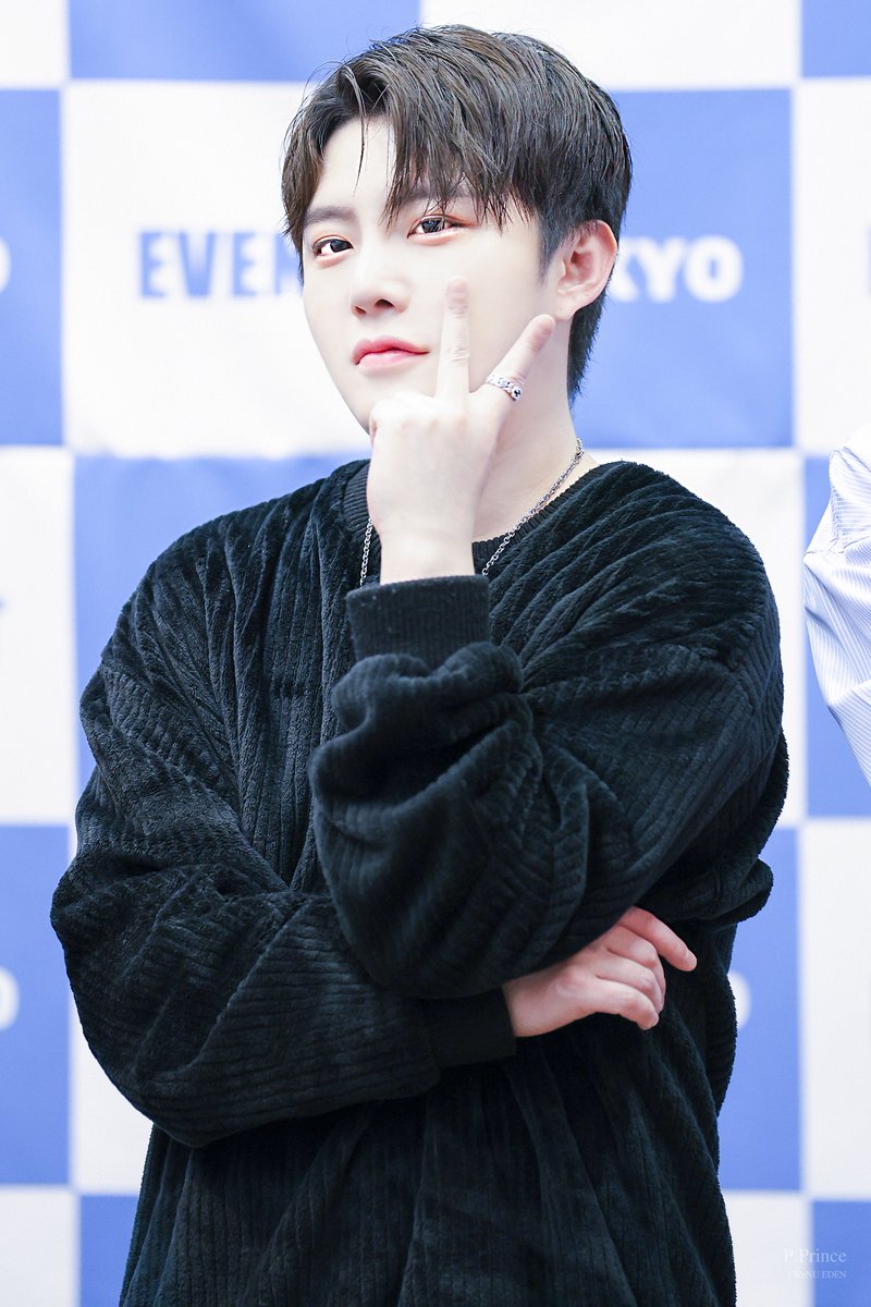 bigflo_pp's tweet photo. 230319
230321
#EDEN  #이든 
#위앤유　#WeNU
@JUNGEDENx92 https://t.co/UPLyma0Odv