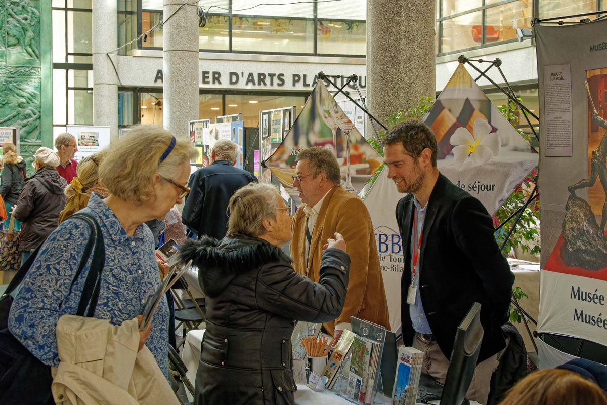 Ville_BoulogneB's tweet photo. #SalondesSeniors - Grand succès pour le Salon des Seniors qui s'est tenu hier à l'Espace #Landowski 🤝

Retour en images sur le Salon 👉 https://t.co/u5isEBufBe

@OTBB92 @GPSO_SeineOuest @hautsdeseinefr https://t.co/S6JRRFRAi0