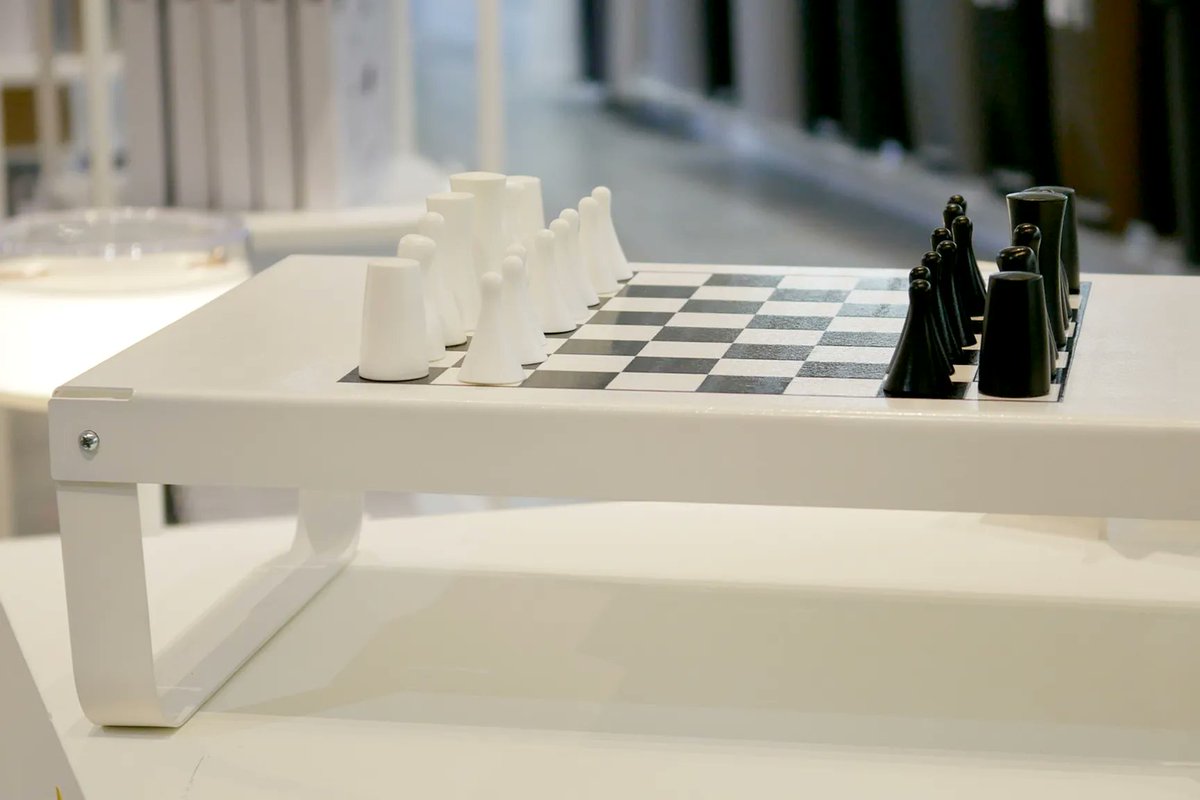 DesignTOFest's tweet image. Congrats to the 2023 Juror&apos;s Choice winners. The following winners have been chosen by Jennifer Kudlats: &apos;Weaving the Light&apos; by D.A.R. Proyectos, &apos;Stalactite Chess Tray&apos; by Jeremy Labelle, and &apos;Divining (A Long Story V)&apos; by Lauren A. Pirie.

buff.ly/3LYwqtx

#DesignTO23