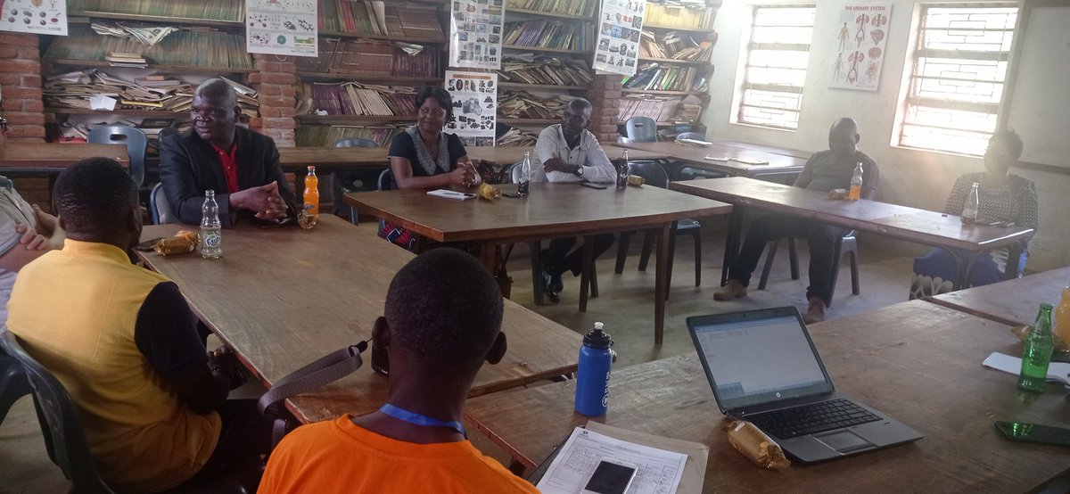 yofonatmw's tweet photo. So excited to meet PTAs for both Dzenza and Jomo Secondary Schools with @bhubesipride today. This is aimed at enhancing parents and teachers engagement in our CSE/SRHR #Achinyamata_Tikambilane Project. https://t.co/kr1aR4ihXS