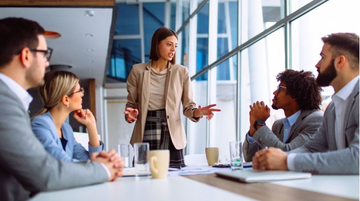 Force4TechComms's tweet photo. 4 workplace trends that will likely affect companies in 2023: https://t.co/IWY2FstUd7 via @SpiceworksNews #workplaceofthefuture #hybridwork https://t.co/9YLXqKhCXp