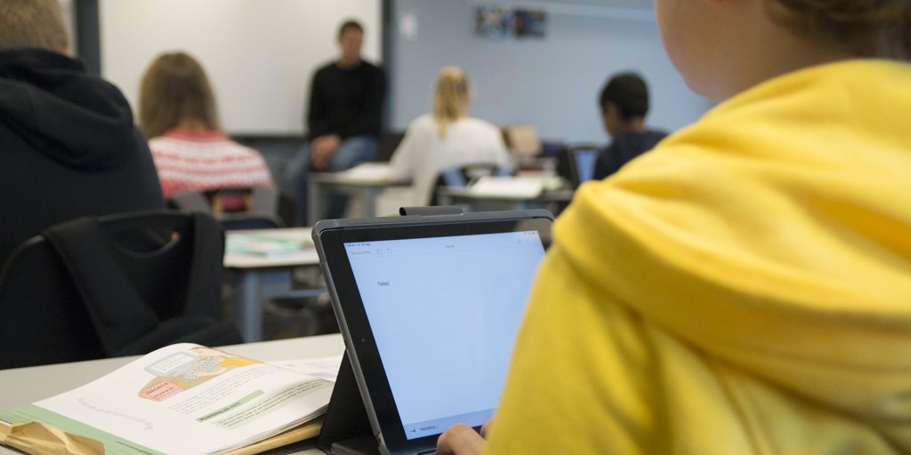 UCalgaryEduc's tweet photo. Has your school-age child received a disability diagnosis? Will you be seeking special education programming from their school? @UCalgaryEduc researchers want to hear about your experience as you navigate the school system. Participate in the study https://t.co/Hl8pvr5rYS
#abed https://t.co/c4XvTK0uXV