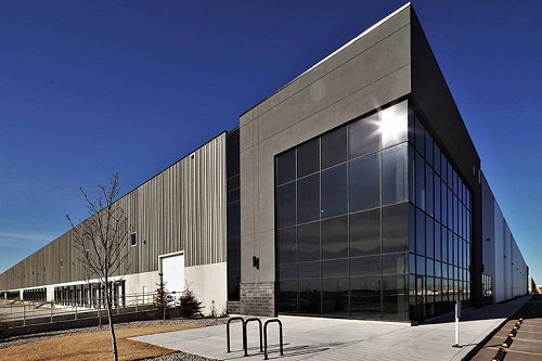 westerninvestor's tweet image. Calgary industrial lease rates rise as demand spikes ow.ly/LL7z50NIRf3 #CalgaryCRE #IndustrialCRE