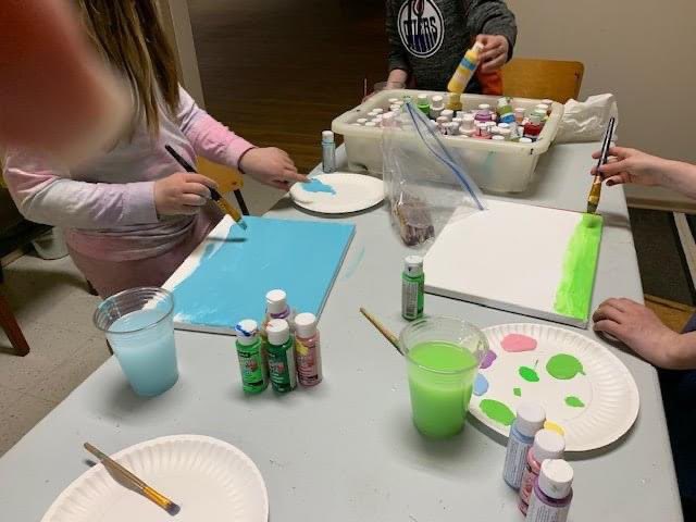Kids #painting at the #library!
#ArcherwillLibrary
#WapitiLibrary
#ArcherwillBranch
#SupportYourLocalLibrary 
#MoreThanJustBooks!