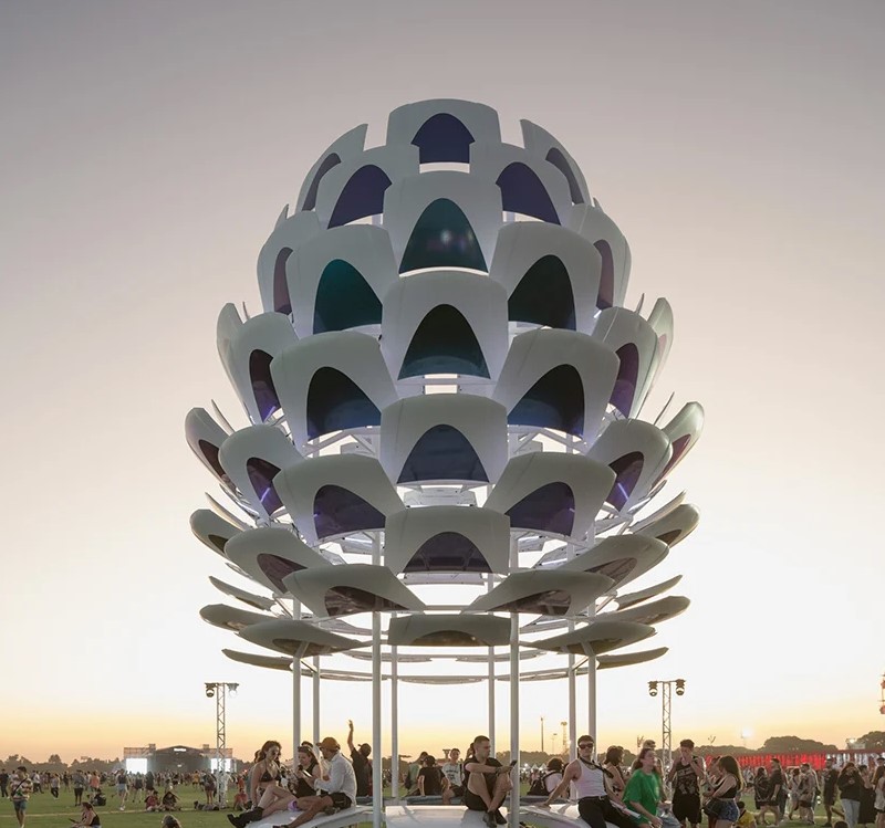 ARCAT_news's tweet image. A sculpture made from 95 car hoods, the gender pay gap in #architecture, shoes based on Frank Lloyd Wright, pastel colors in architecture, and more of this week's top #ARCATECT stories: buff.ly/3KB0lFG #news