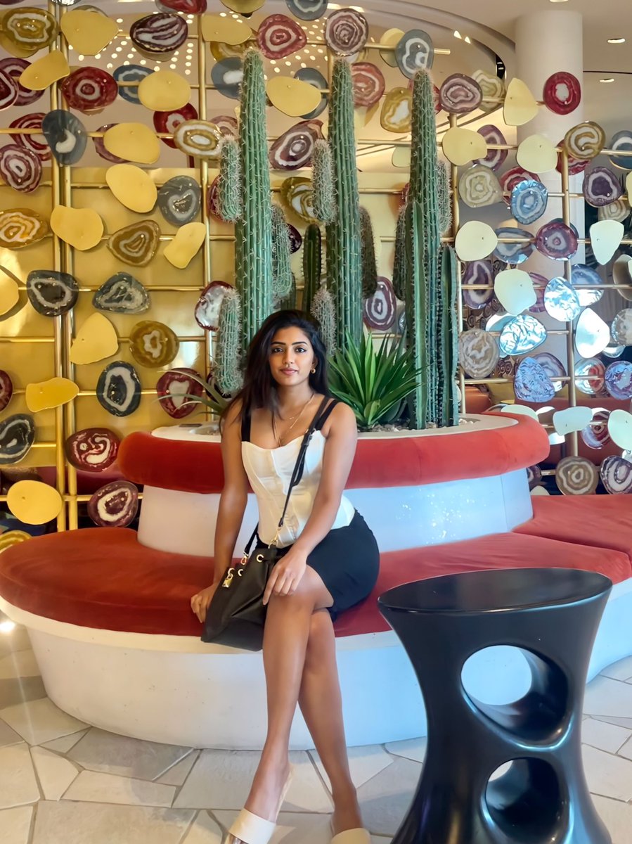 YoursEesha's tweet photo. Heya❣️ https://t.co/RjQjEq1nZb