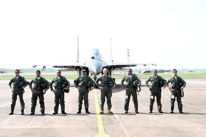 Only in india! 

An American general flying on a Su-30MKI, a russian-origin fighter aircraft, amid all the geopolitical tensions.. 

During the ongoing   ExCopeIndia ,
Gen. Kenneth S. Wilsbach Commander, Pacific Air Forces visited AFS Kalaikunda