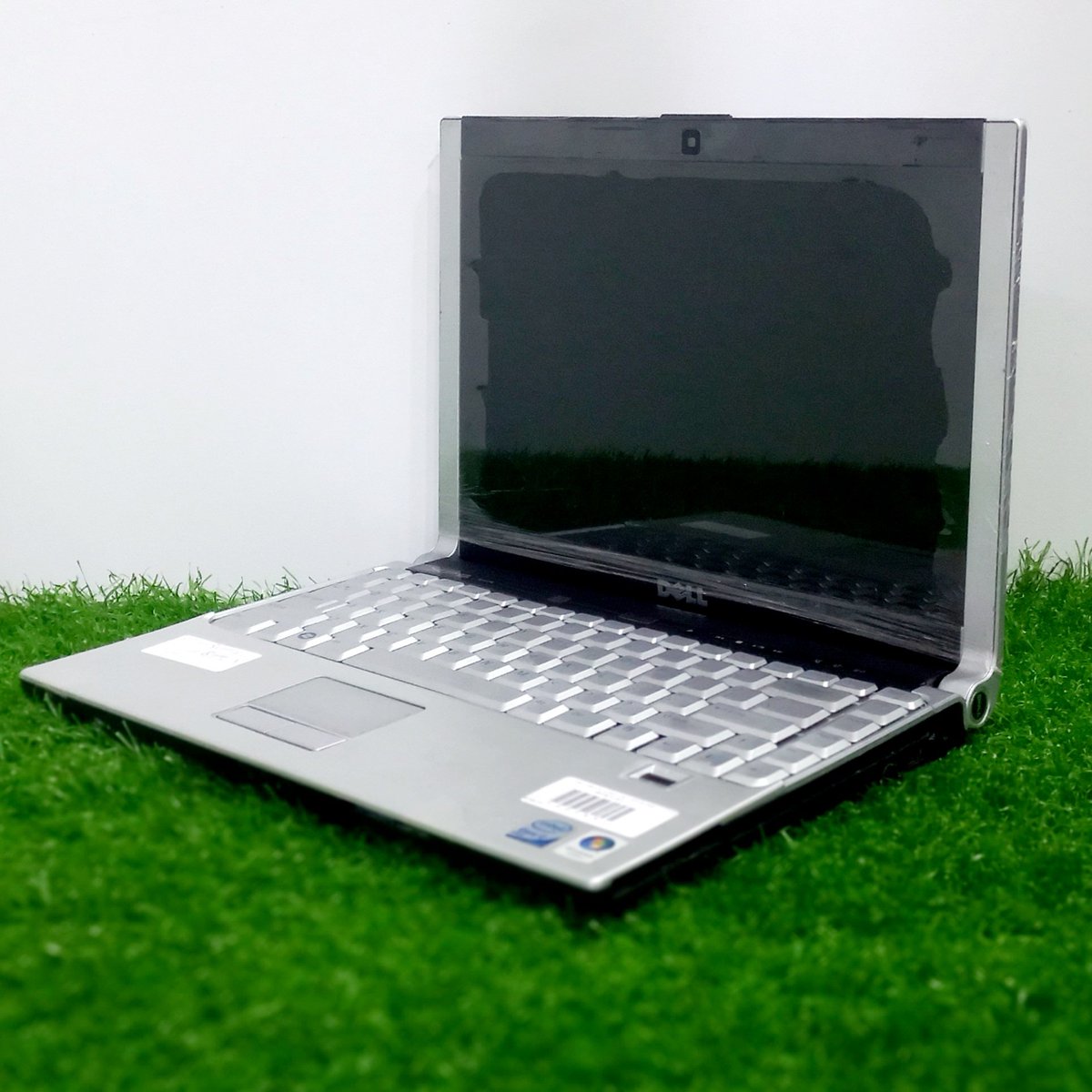 ITZONEELCTRONIC's tweet image. Dell XPS M1330 Laptop 
Intel Core 2 Duo Processor 
4gb Ram 
320gb Storage 
13.3 inch HD LED
Contact 0326 5974741 
.
#dell #dellxps #itzoneelectronics #itzonelaptop #Laptop #dellxps #core2duo #flashsale #freelaptop