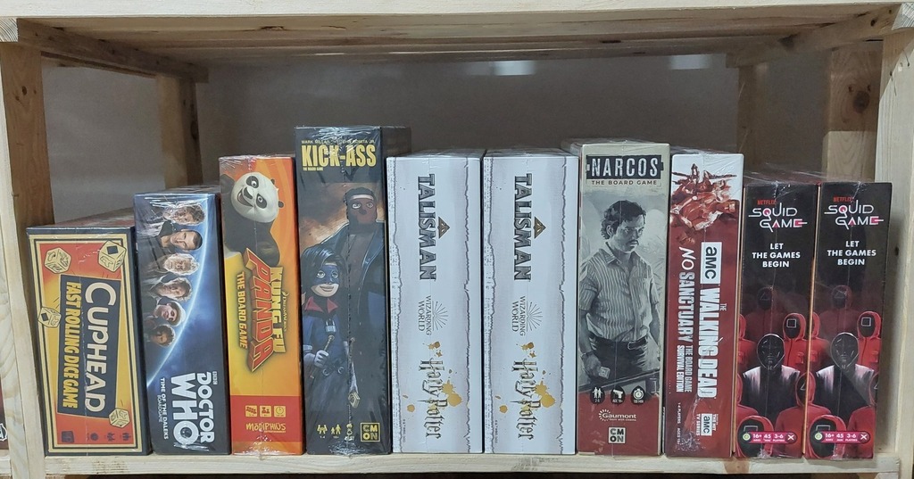 indiegluedev's tweet photo. Looking for Board Games to match your Favorite TV Shows and Movies?

We've got board games for Cuphead, Doctor Who, Kick-Ass, Kung Fu Panda, Harry Potter, Narcos, Walking Dead, Squid Games and More.

Check out Pwned Games Online or In-Store to see Pricin… https://t.co/fG6DB3i7NH https://t.co/UnRTFE2uI0