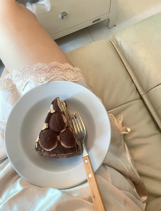 yoocamii30's tweet photo. Breakfast is very early today https://t.co/FYC0HCgZZU