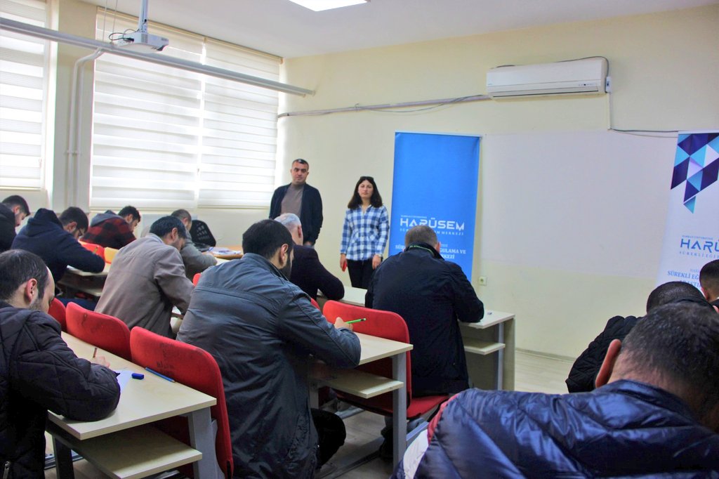 Şanlıurfa Tüm Emlakçılar Odası ile yürütülen 5. Taşınmaz Ticareti ( Emlak Danışmanlığı) kursu yapılan sertifika sınavının ardından sona erdi.
