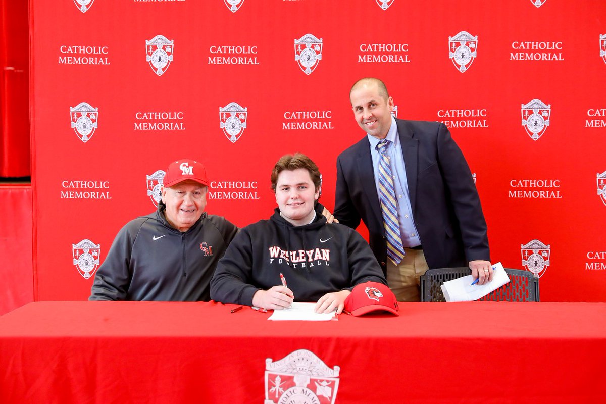 Mmccarthy76's tweet image. CM signing day. @amccarthy2023 off to Wesleyan Football. Thanks to all the coaches that helped get him here. We are grateful. Proud of 14 members of &apos;23 playing in NCAA, see list.
@CathMemFootball
@KevinMa87546138
@EWest28
@dfalzone23
@TheRealTroms
@BillCrabtree1
@kcrabtree55