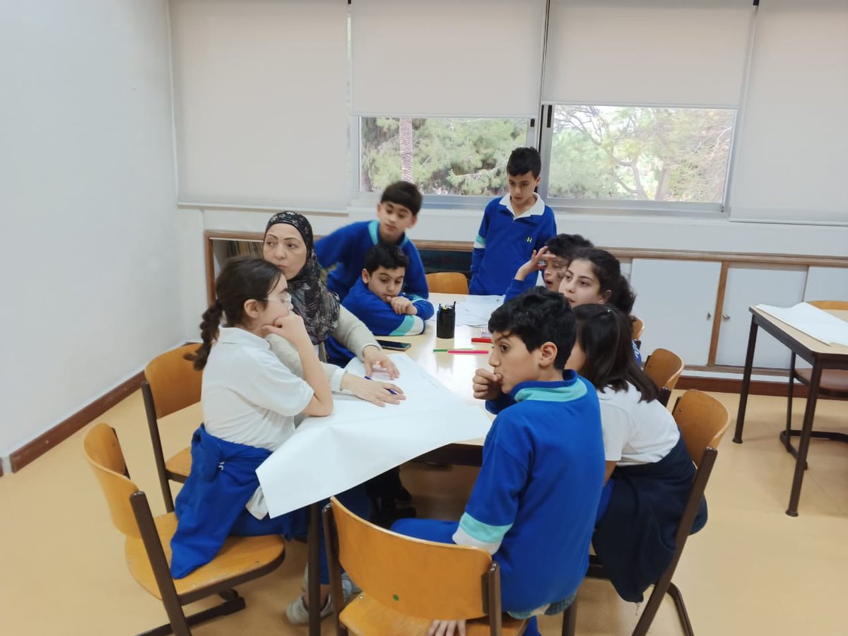 RHHS_PYPX's tweet photo. The PYPX unit has been launched!
During an interactive session, GR5 students and their parents explored what the exhibition looks like, what the role of students, parents, and mentors is, and how the exhibition process works... #PYPX2023 #parent_involvement @RHHS_Saida https://t.co/VlzIfZ2syv