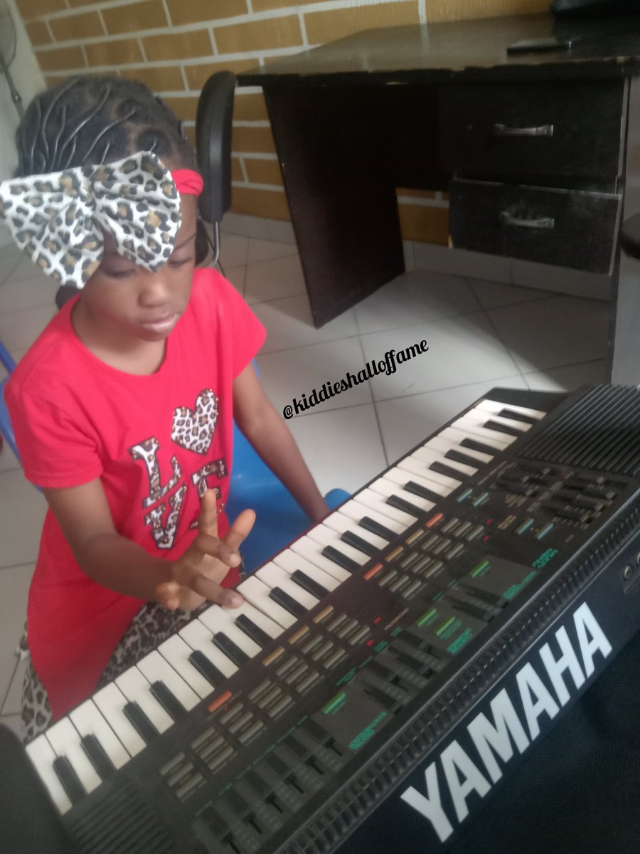 When learning to play the piano, don't practice till you get it right, practice till you can't get it wrong.

#KHF #khf #kiddieshalloffame #kiddieshalloffameacademy #kiddieshalloffamecontinues #piano lessons #pianolessons #pianolessons🎹 #pianolessonsarefun #pianolessonsonline