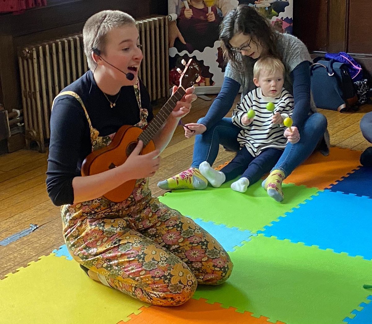 BoppinBunnies's tweet photo. Thank you for coming to our fun Easter Music Parties today!🌟🎶
They were full of music, laughter & singing.
Last spaces for the Summer Term of Music starting next week. https://t.co/LSPLMSxhqR
#supportlocal #toddlerfun #babies #babyactivity @shrewsburyhouse @royal_greenwich https://t.co/9AR4oQ3NTG