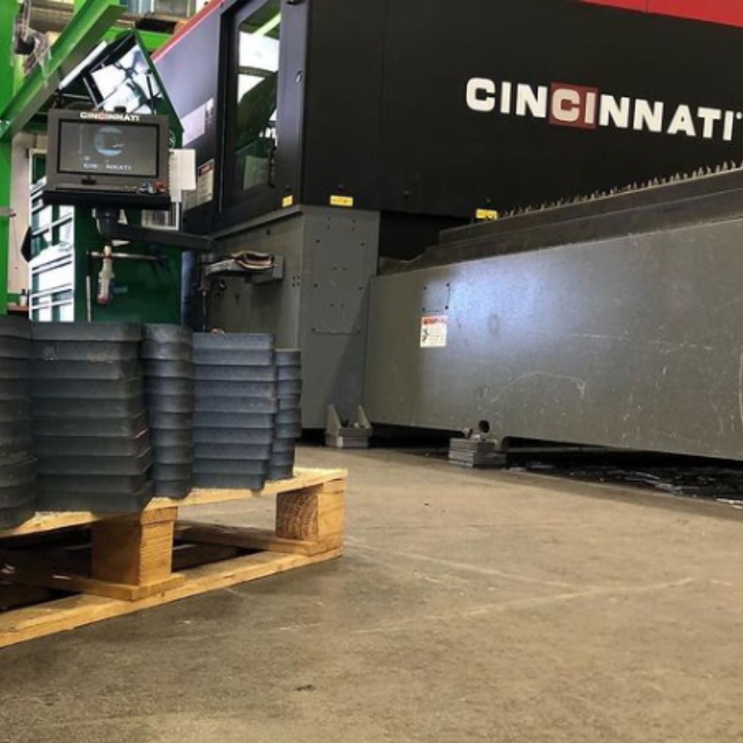 CINCINNATI_INC's tweet photo. Feature Friday: RB MetalShop.
We are always happy to hear from our customers! Check out what they have to say! π
"Cincinnatti support=awesome.
-Thank you for being in business with us CI. #OwnItCI"
#laseroperator #customerservice #customersupport https://t.co/XOd3D2yRnG