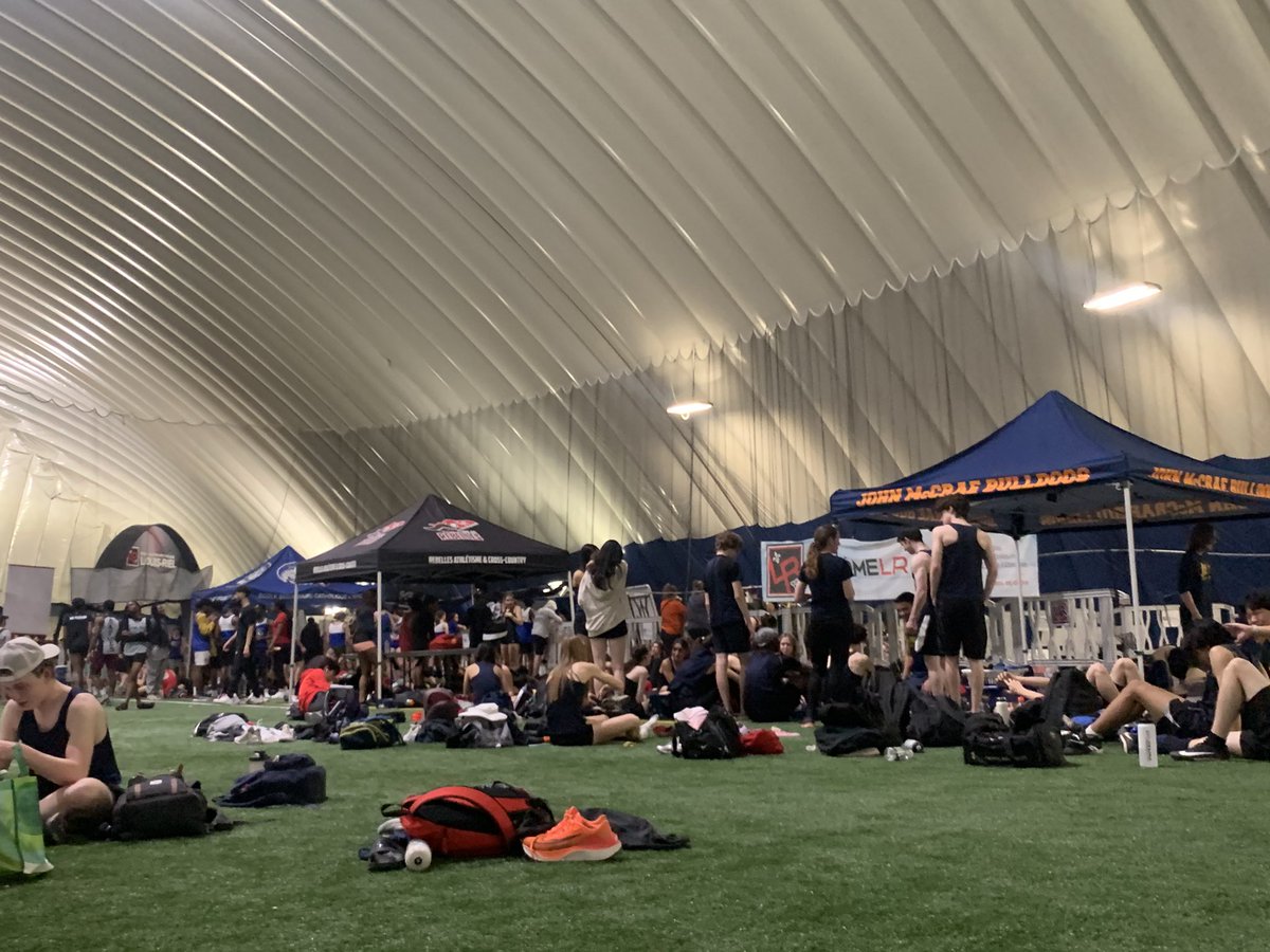 dave_harju's tweet photo. St Matthew HS Track and Field team competed at the Louis Riel indoor meet yesterday, with record participants. … a few wins and many good performances. Congrats Tigers! @StMatthewOCSB @CapoOttawa https://t.co/CM4KbsAtpi
