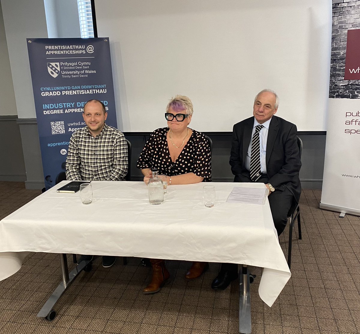 Delighted to be attending the <a href="/Sa1wbc/">SA1WaterfrontBizClub</a> lunchtime meeting to hear from <a href="/carolynharris24/">Carolyn Harris</a>, <a href="/MikeHedgesAM/">Mike Hedges</a> &amp; Cllr Sam Bennett – recently elected councillor for the new Waterfront ward.

#collaboration <a href="/4theRegion/">4theRegion</a> <a href="/whiterockwales/">Lawrence Bailey</a>