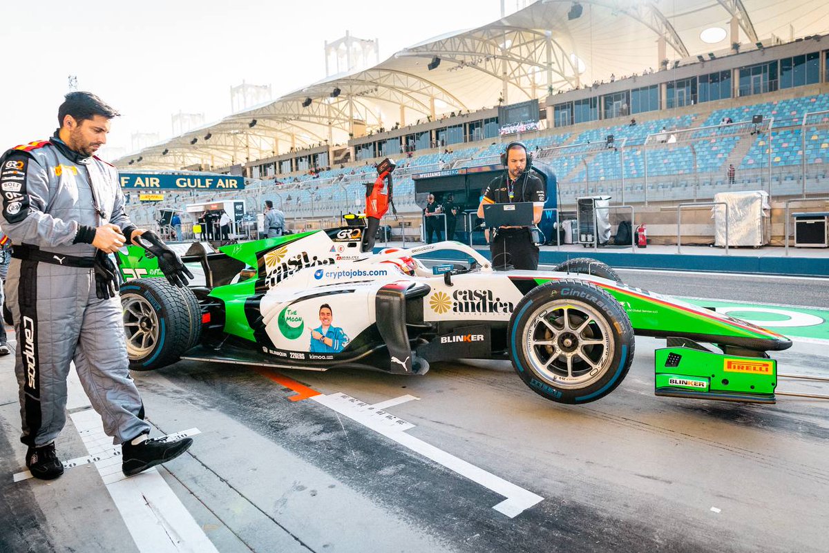 CryptoJobs's tweet photo. How do you keep up with your favourite sport? 
At https://t.co/aGLaTQTuDw, we simply hit the track with our very own @BoschungRalph! https://t.co/r5rpvvBXPY