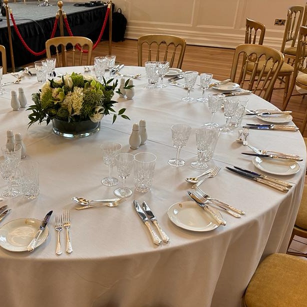 opwireland's tweet photo. Come along for FREE to @dublincastleopw this Saturday, 15th April and see where @POTUS dined and where he signed the visitor's book
See for yourself how St Patrick's Hall was laid out, take a tour of the state apartments and immerse yourself in the history of the castle!
#FreeIn https://t.co/2YqEwpoioh